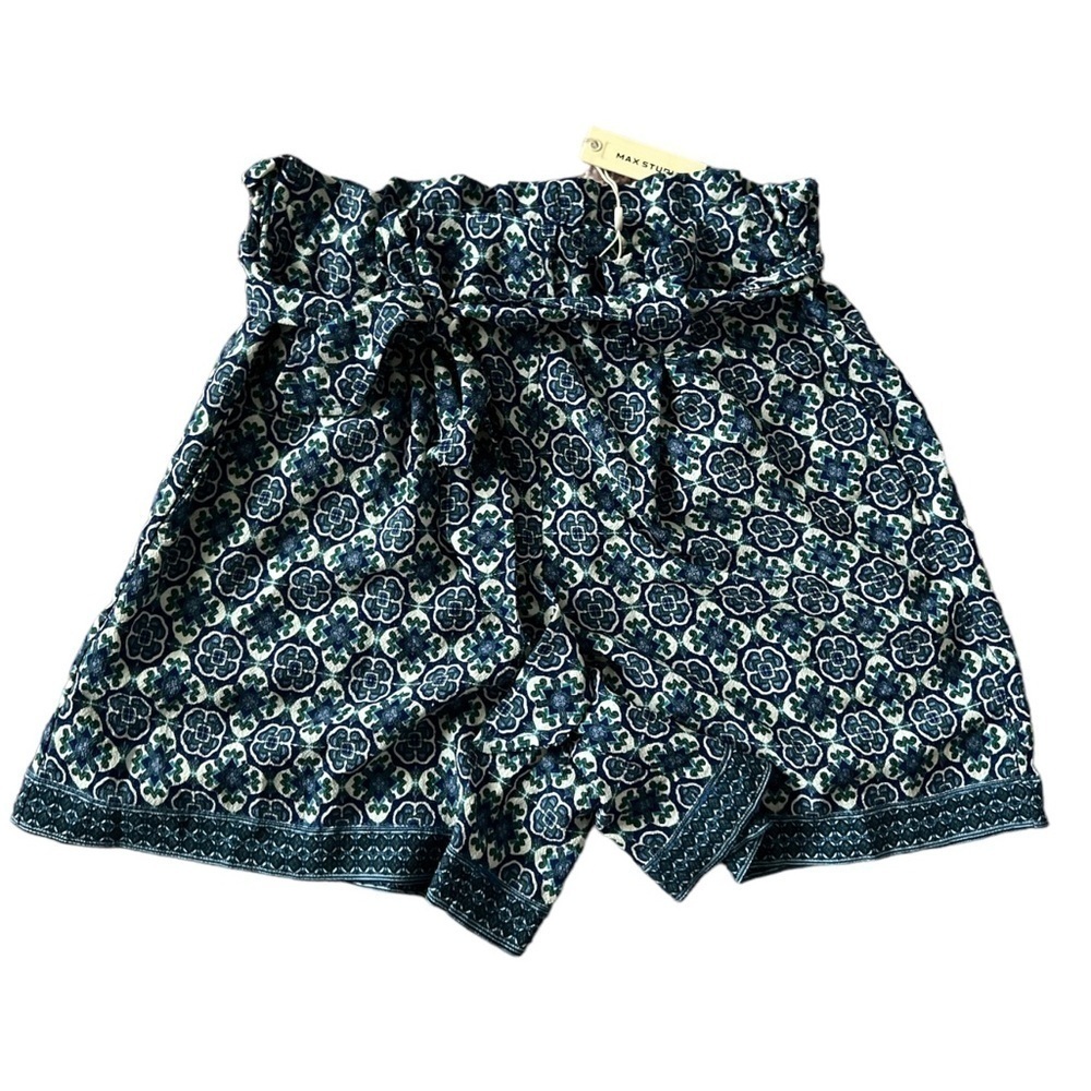 NWT Max Studio Belted Flowy High Waisted Printed Shorts | Abstract Floral | S
